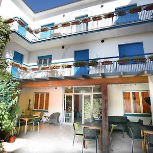 https://hotel-migani-spiaggia.riccione-hotels.org